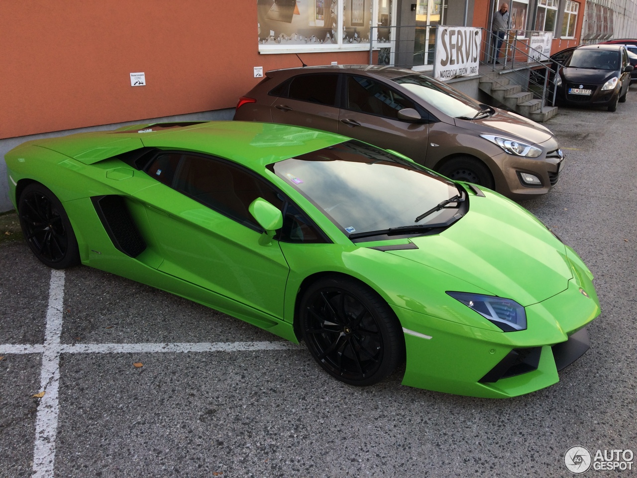 Lamborghini Aventador LP700-4