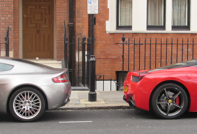 Aston Martin V8 Vantage