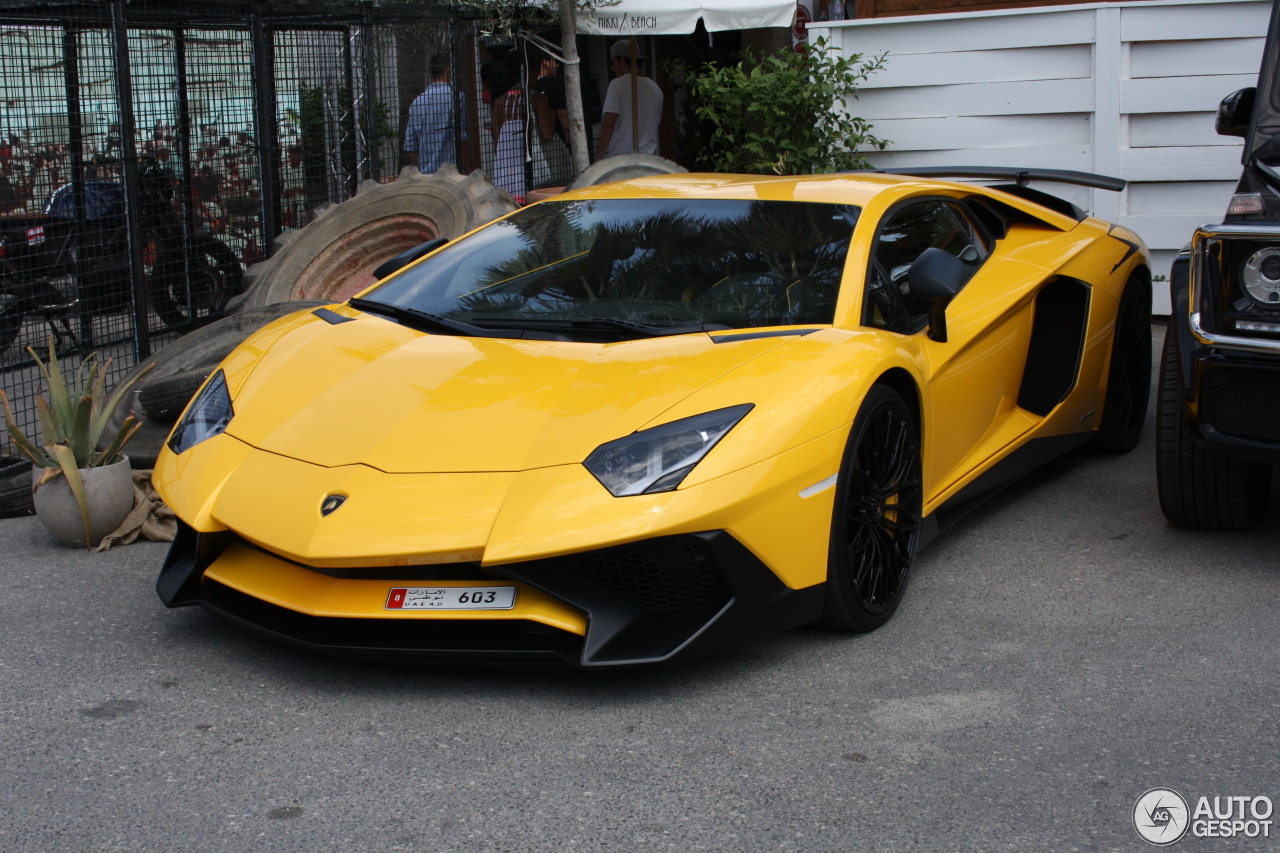 Lamborghini Aventador LP750-4 SuperVeloce