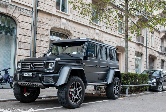 Mercedes-Benz G 500 4X4²