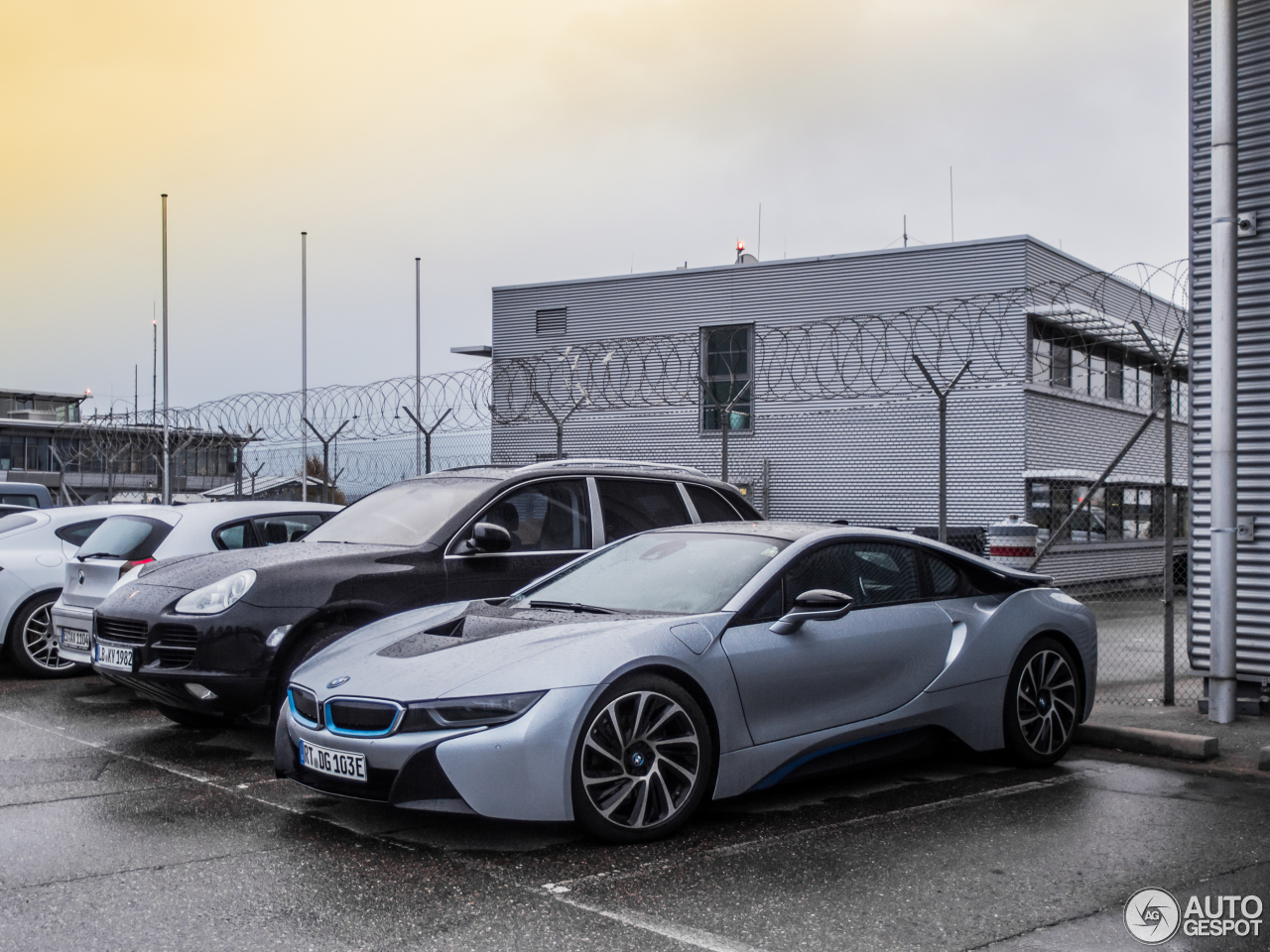 BMW i8