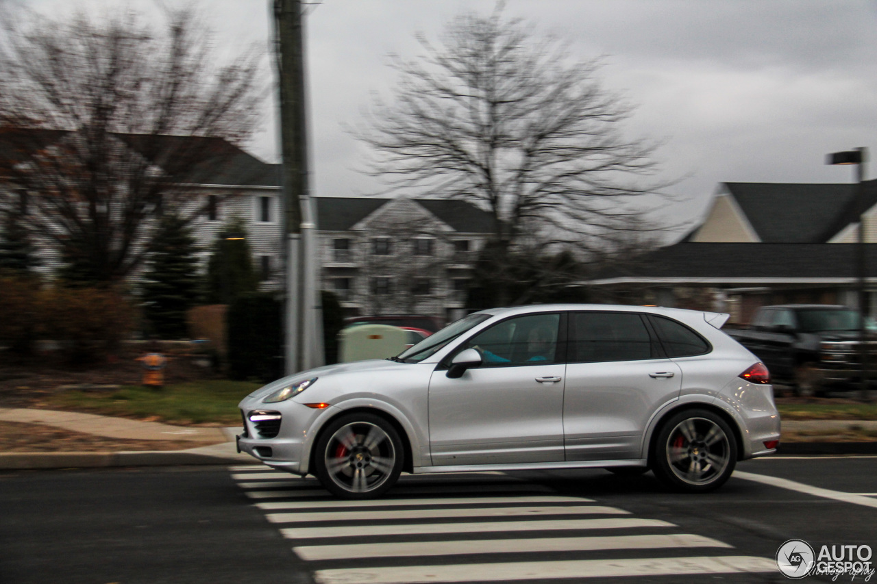 Porsche 958 Cayenne GTS