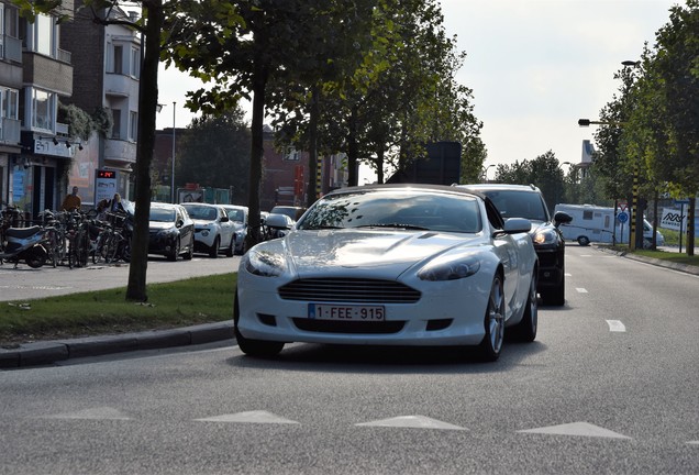 Aston Martin DB9 Volante