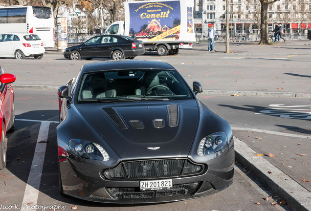 Aston Martin V12 Vantage S