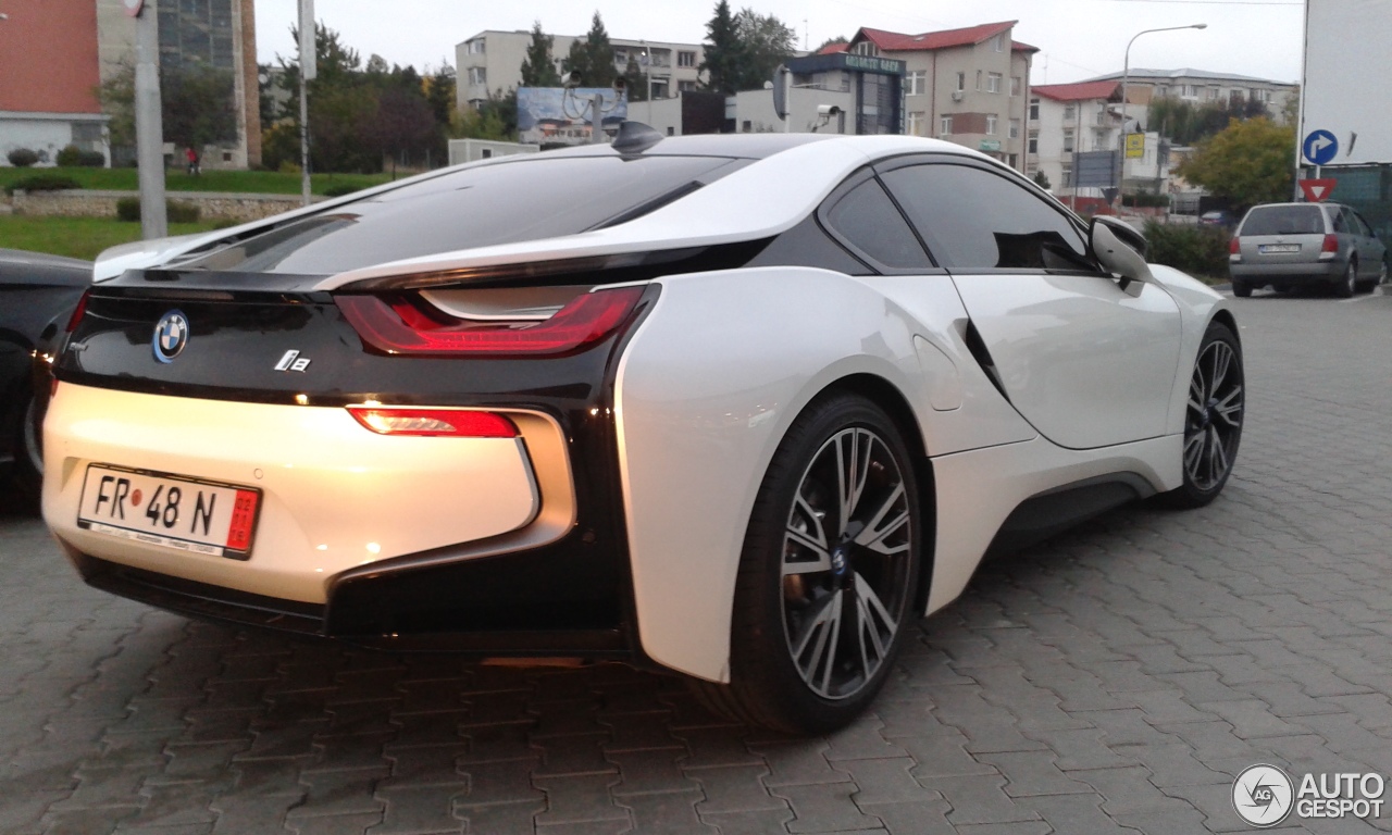 BMW i8