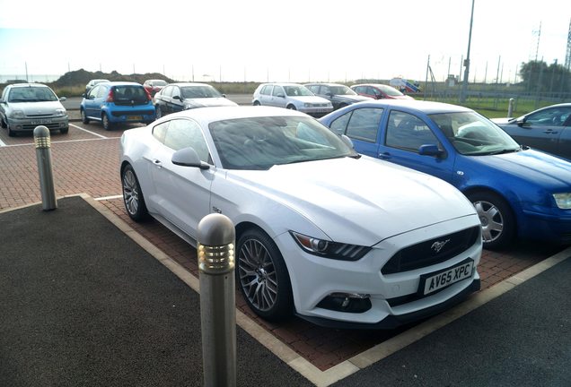 Ford Mustang GT 2015