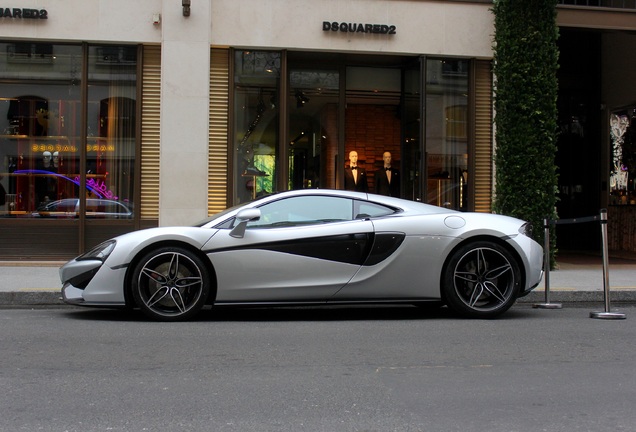 McLaren 570GT