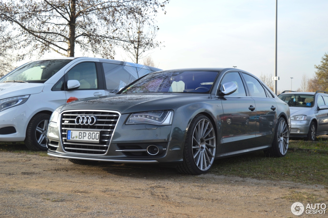 Audi S8 D4