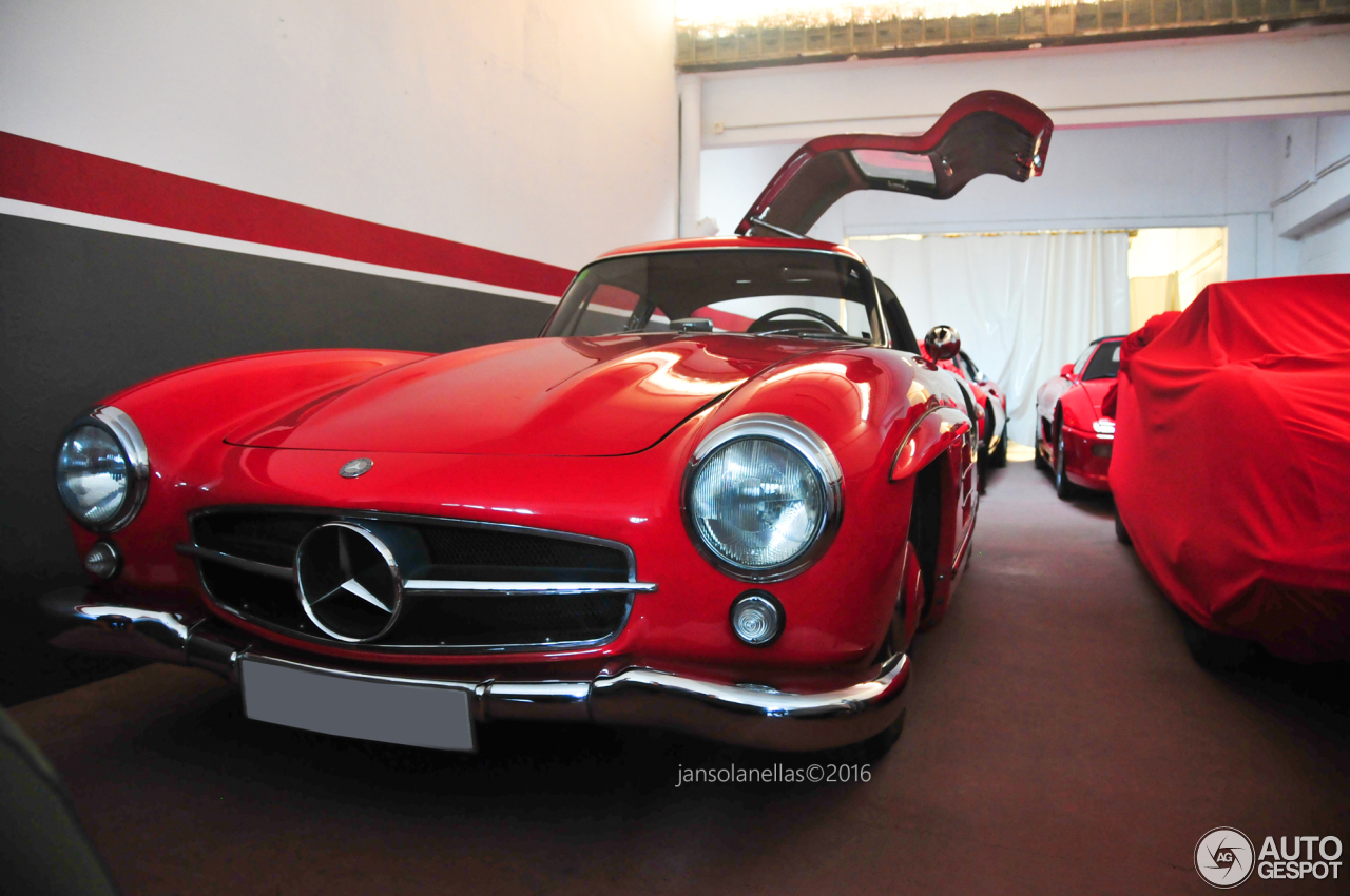 Mercedes-Benz 300SL Gullwing