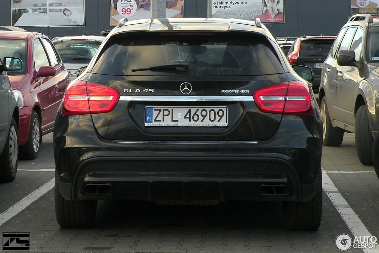 Mercedes-Benz GLA 45 AMG X156