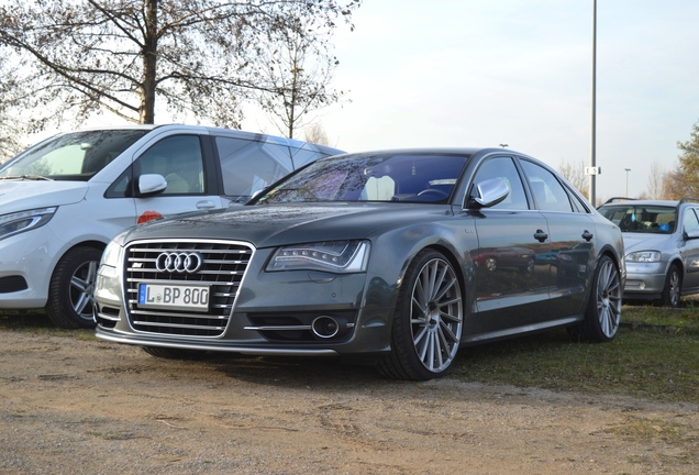 Audi S8 D4