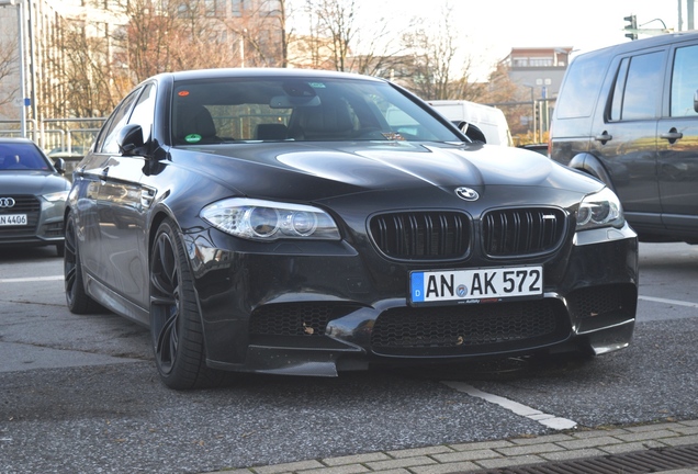 BMW M5 F10 2011