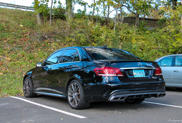 Mercedes-Benz E 63 AMG S W212