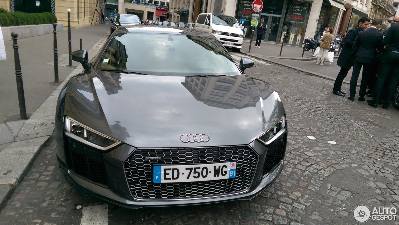 Audi R8 V10 Plus 2015