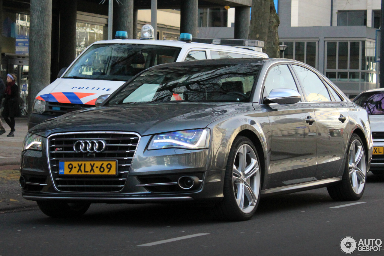 Audi S8 D4