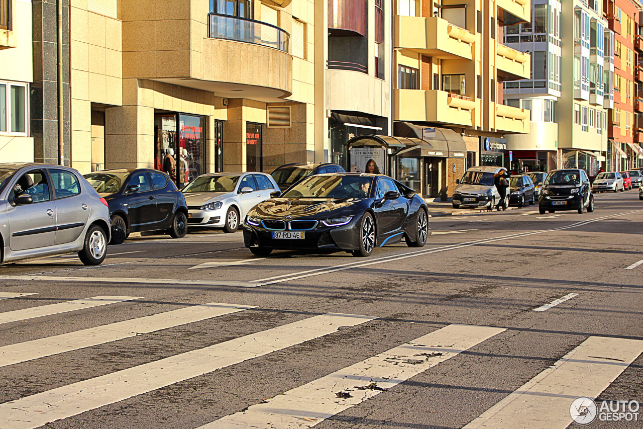 BMW i8