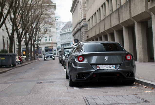 Ferrari FF