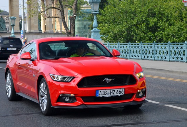 Ford Mustang GT 2015