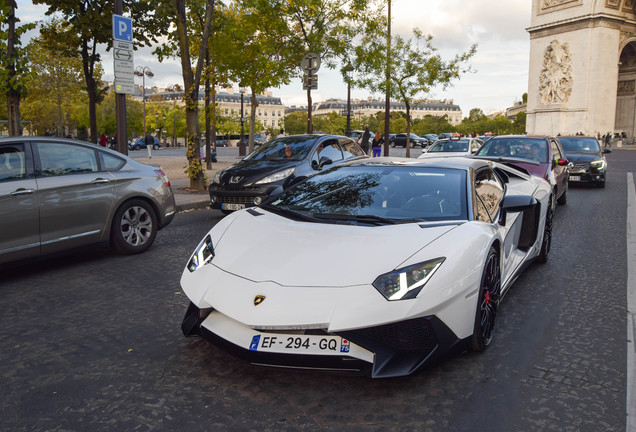 Lamborghini Aventador LP750-4 SuperVeloce Roadster