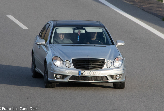 Mercedes-Benz E 63 AMG