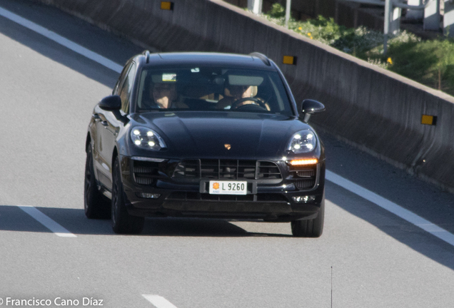 Porsche 95B Macan GTS