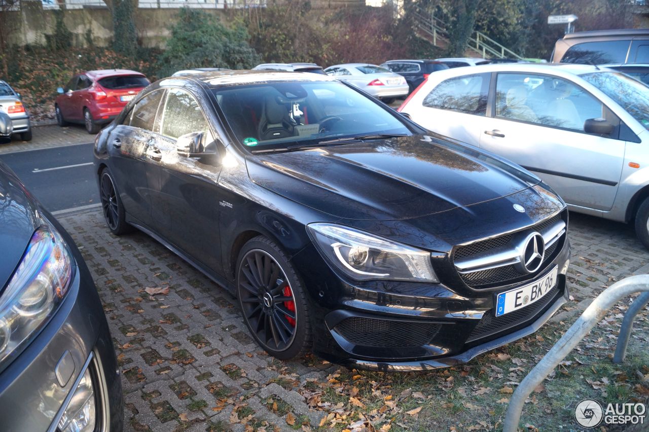 Mercedes-Benz CLA 45 AMG C117