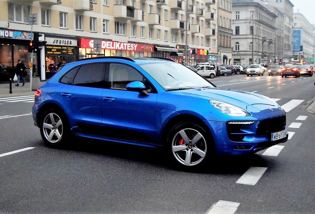 Porsche 95B Macan GTS