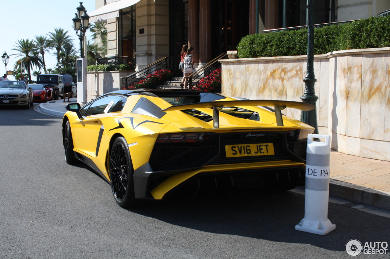 Lamborghini Aventador LP750-4 SuperVeloce Roadster