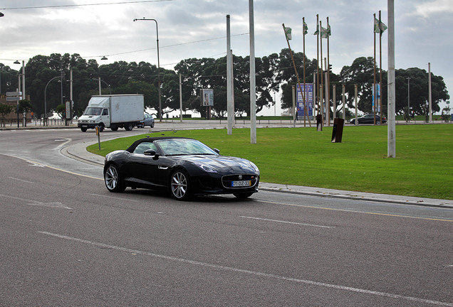 Jaguar F-TYPE S Convertible