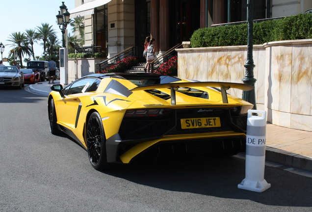 Lamborghini Aventador LP750-4 SuperVeloce Roadster