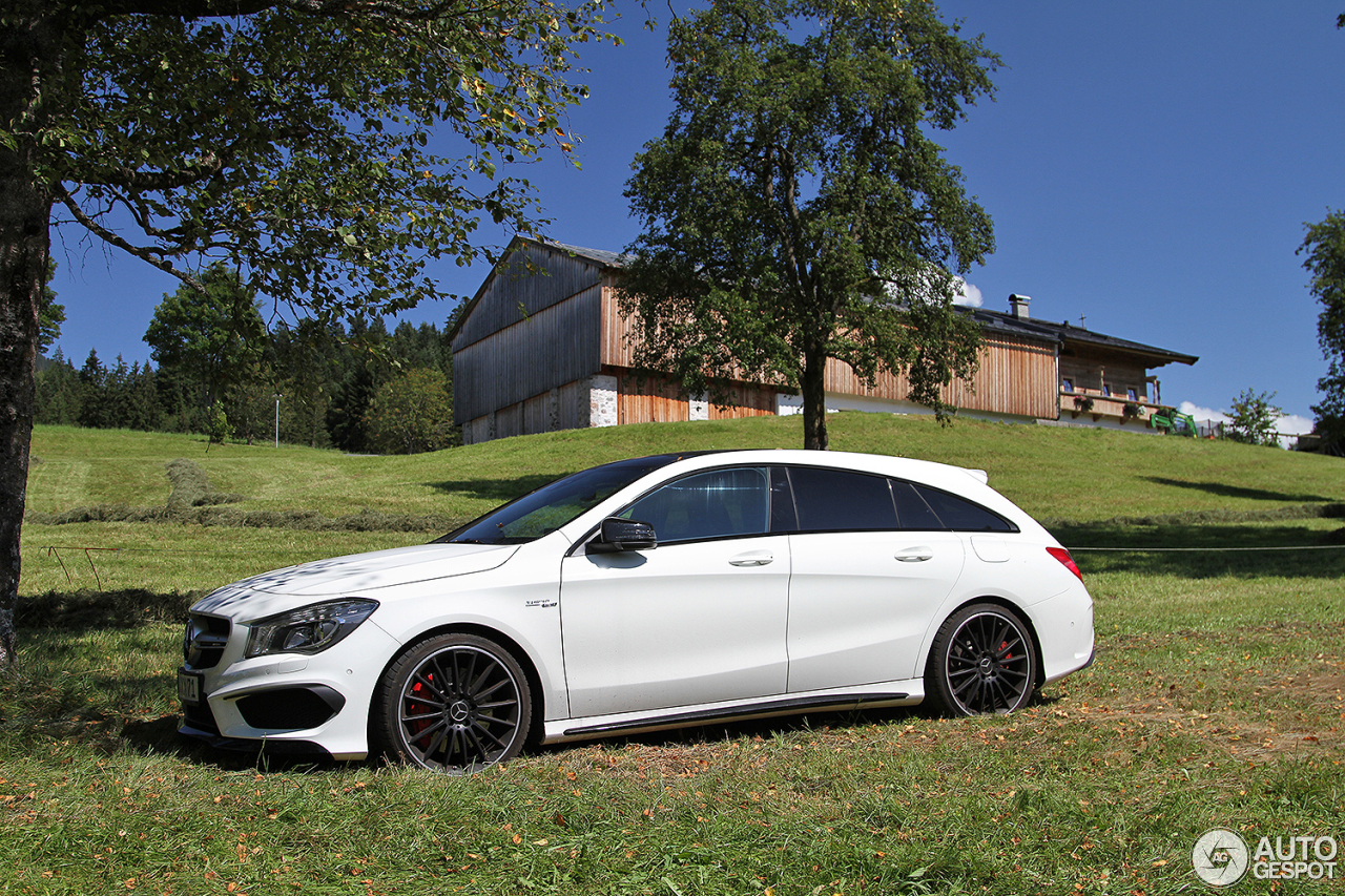 Mercedes-Benz CLA 45 AMG Shooting Brake