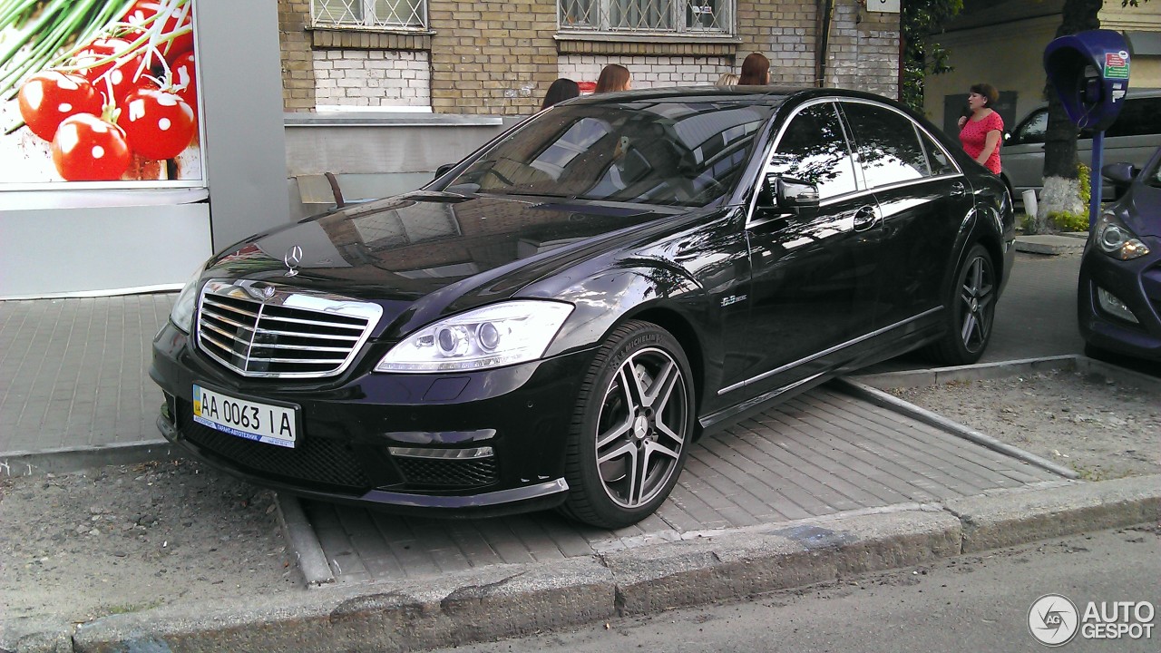 Mercedes-Benz S 63 AMG W221 2010