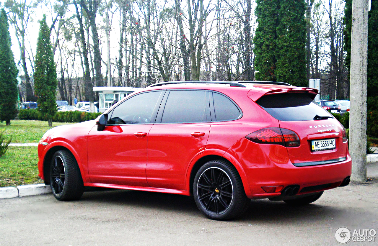 Porsche 958 Cayenne GTS