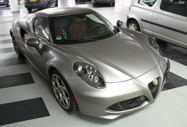 Alfa Romeo 4C Coupé