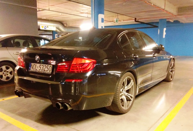 BMW M5 F10 2011