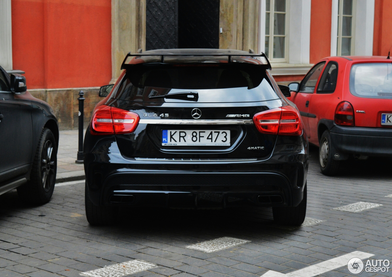 Mercedes-Benz GLA 45 AMG X156