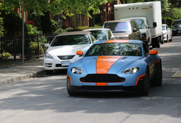 Aston Martin V8 Vantage