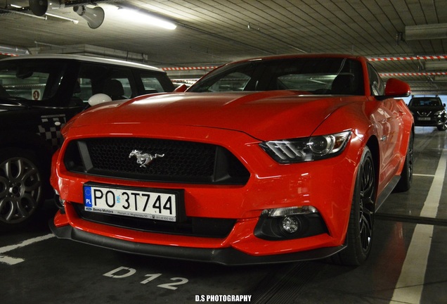 Ford Mustang GT 2015