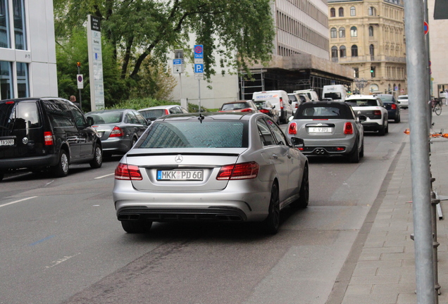 Mercedes-Benz E 63 AMG S W212