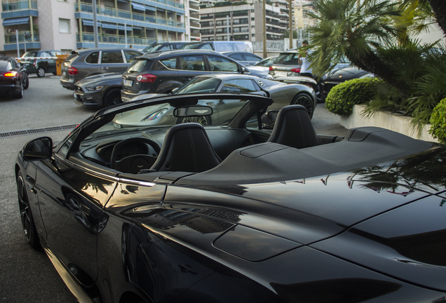 Aston Martin Vanquish Volante