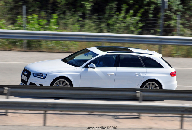 Audi RS4 Avant B8