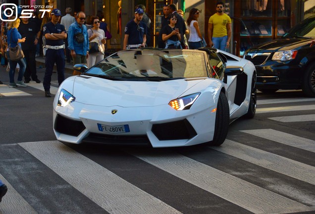 Lamborghini Aventador LP700-4 Roadster