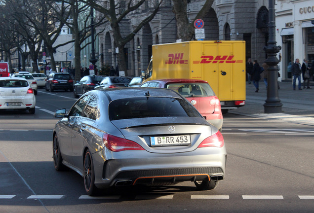 Mercedes-Benz CLA 45 AMG OrangeArt Edition C117