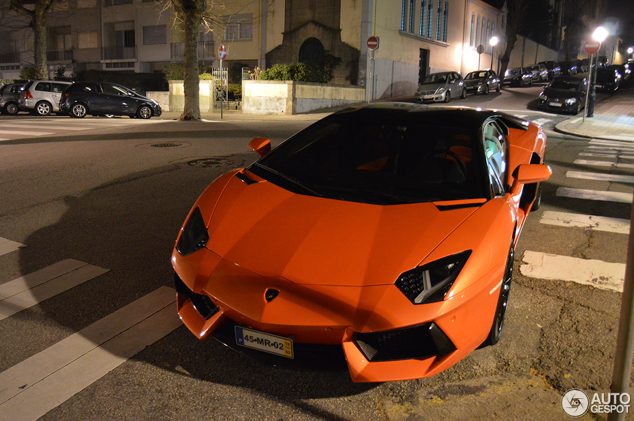 Lamborghini Aventador LP700-4