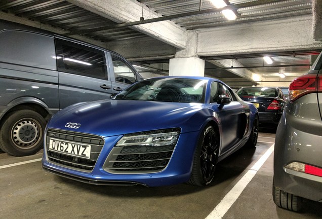 Audi R8 V10 Plus 2013