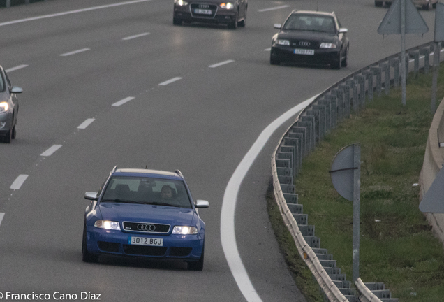 Audi RS4 Avant B5