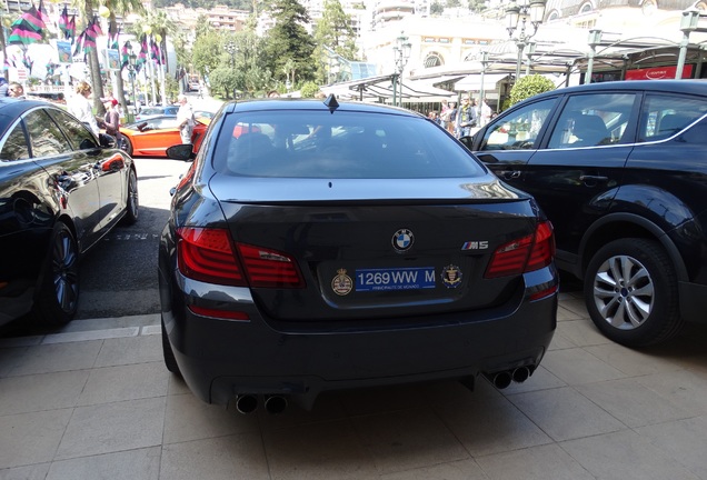 BMW M5 F10 2011