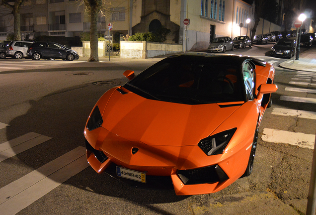 Lamborghini Aventador LP700-4