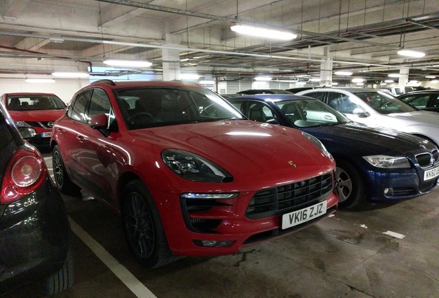 Porsche 95B Macan GTS