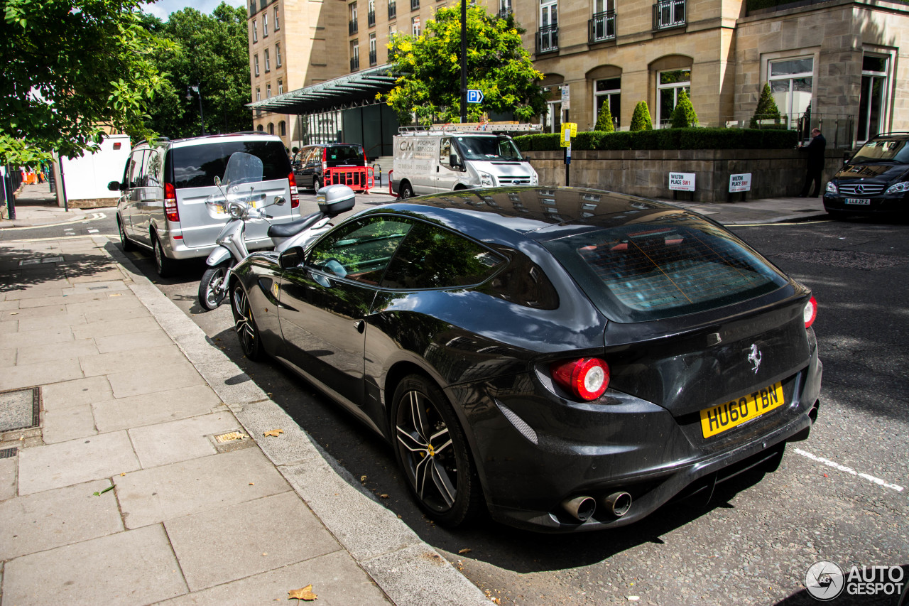 Ferrari FF